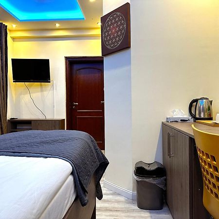 Seidenstrasse Pension Hotel Mölln Екстериор снимка